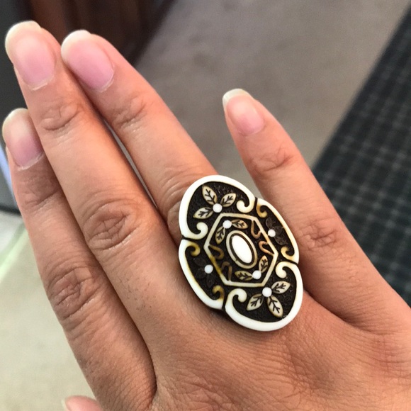 Large Bohemian Ring - Picture 4 of 4